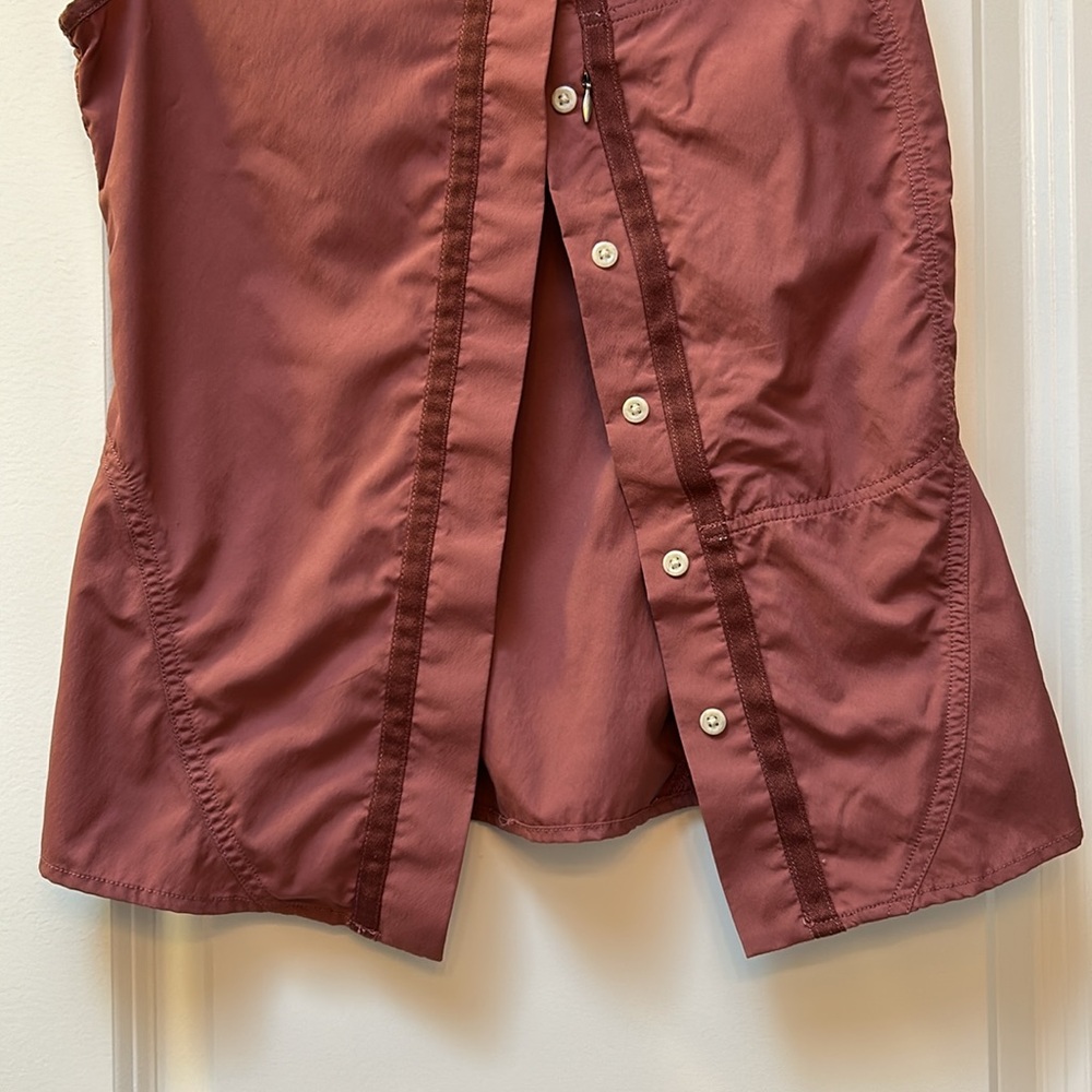 Mountain Hardware Quick Drying Sleeveless Mauve P… - image 4